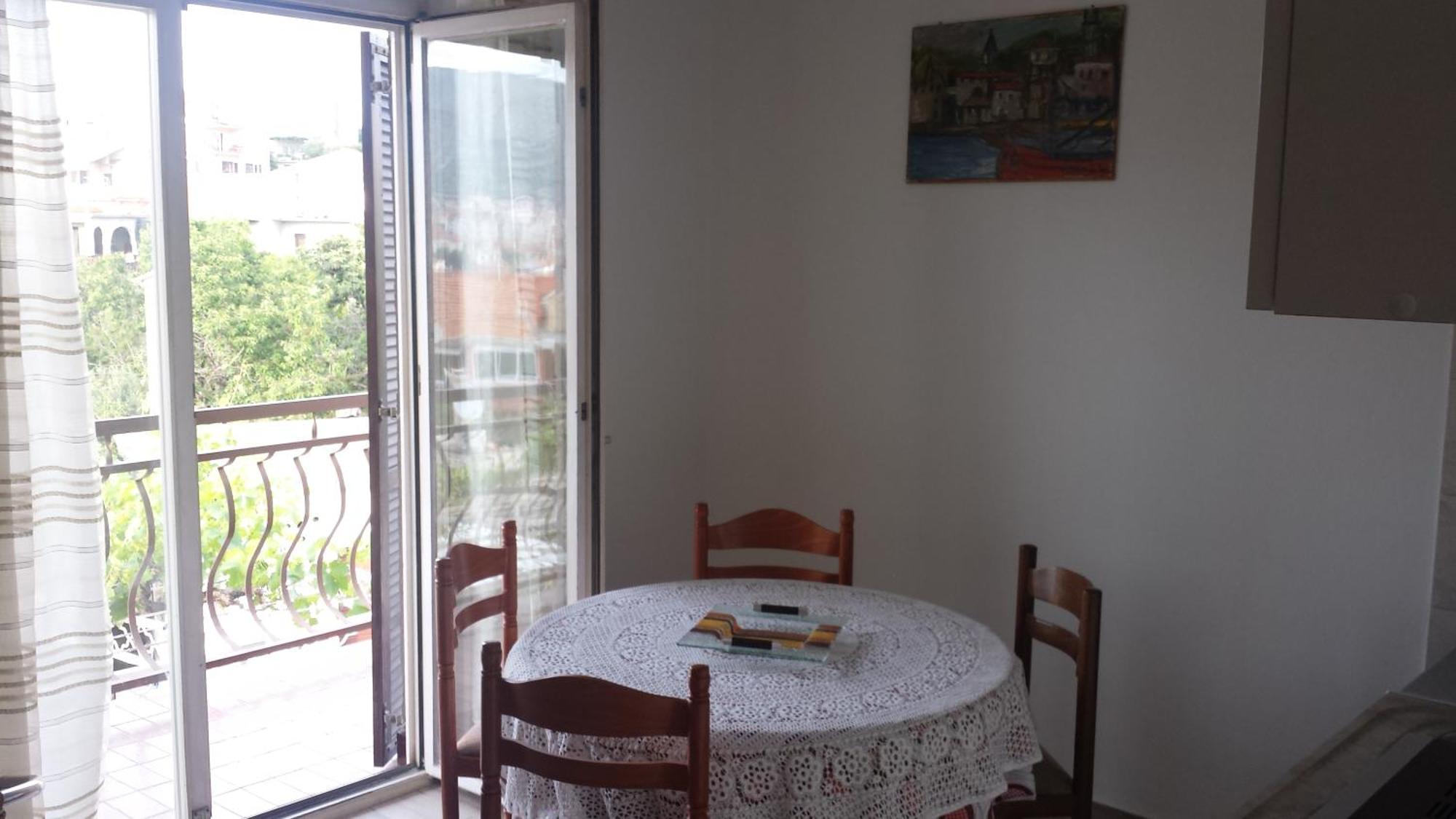 Mravak Apartments تروغير المظهر الخارجي الصورة