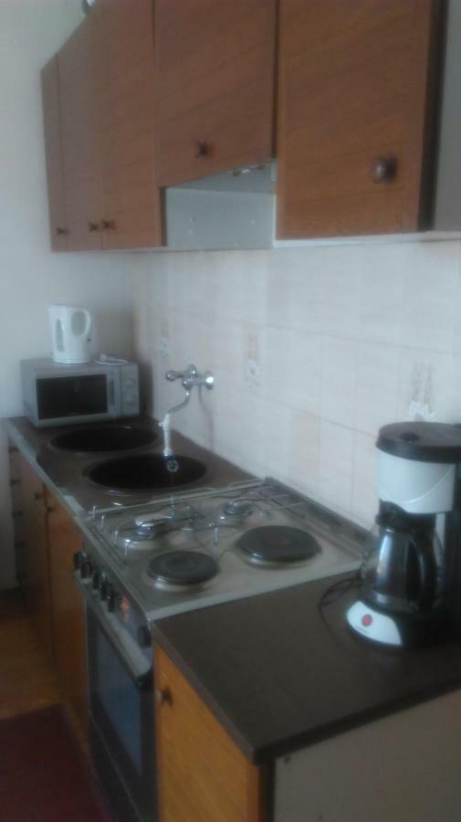 Mravak Apartments تروغير المظهر الخارجي الصورة