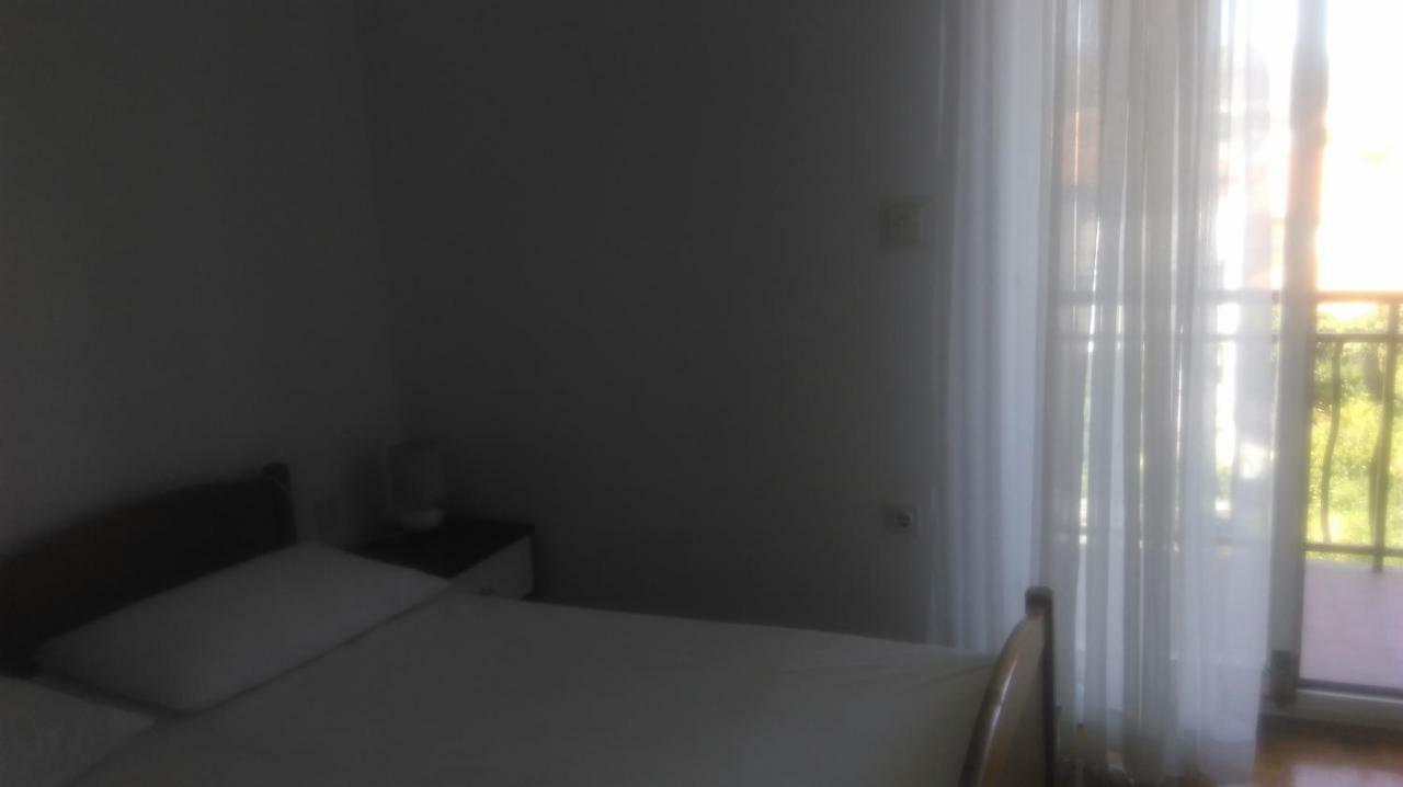 Mravak Apartments تروغير المظهر الخارجي الصورة