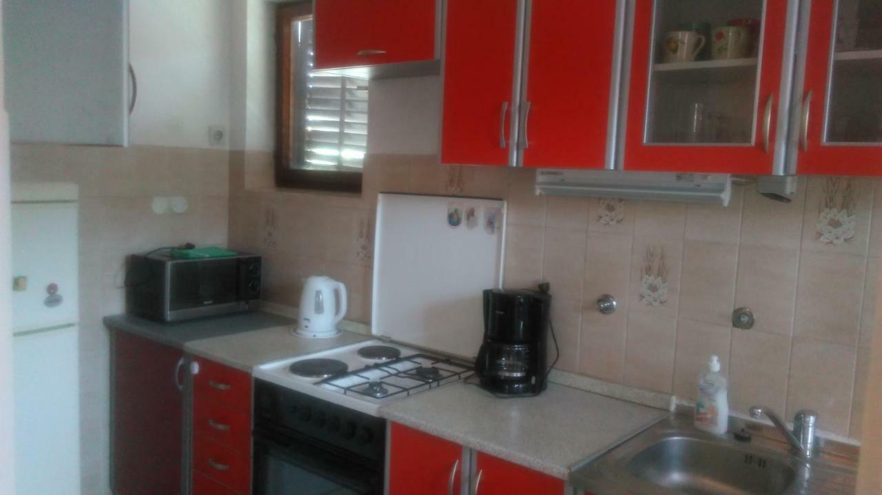 Mravak Apartments تروغير المظهر الخارجي الصورة